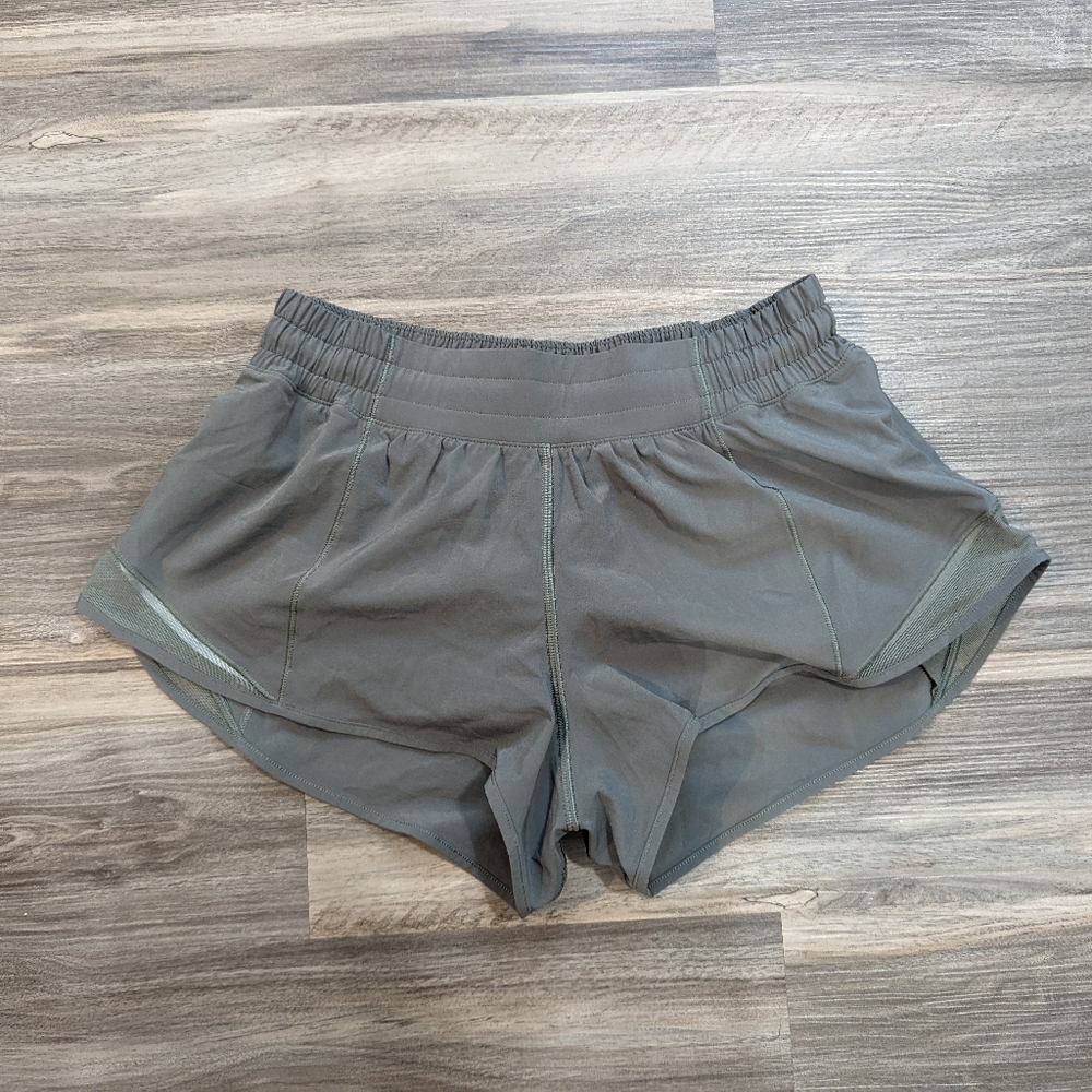 Hotty Hot Shorts Low Rise 2.5" rare color